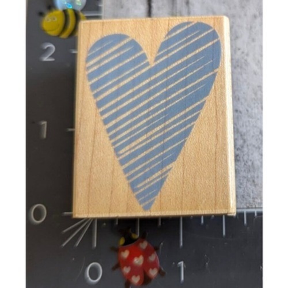 Hero Arts Heart With Diagonal Lines D2958 Rubber Stamp Wood #E79